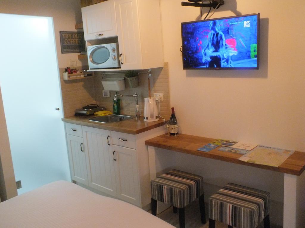 Banker'S Boutique Apartment ไฮฟา ภายนอก รูปภาพ