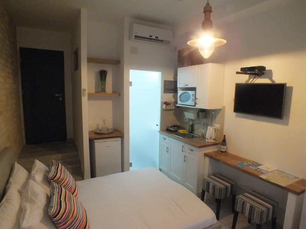 Banker'S Boutique Apartment ไฮฟา ภายนอก รูปภาพ